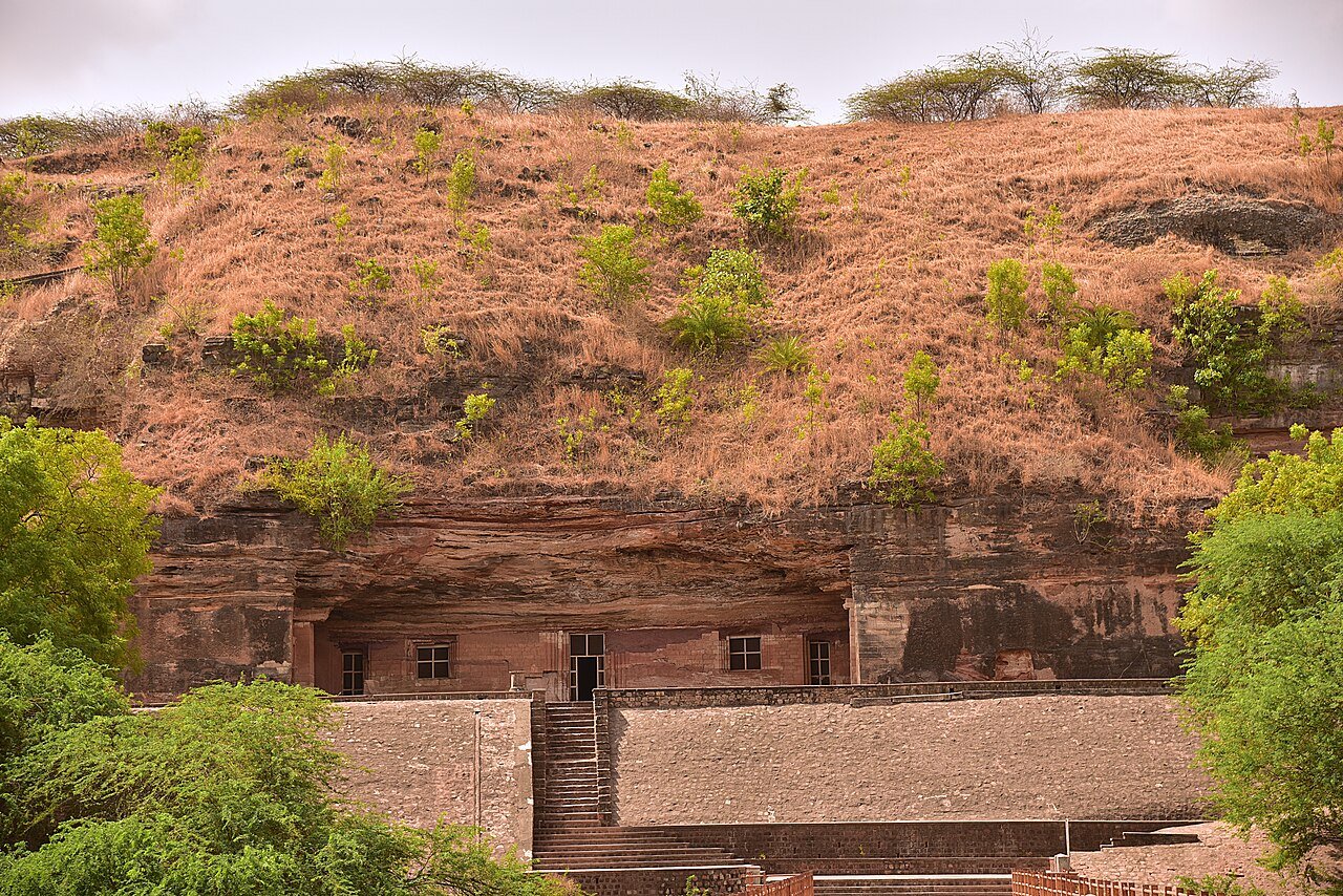 Bagh Caves Dhar: Ancient Buddhist Monastic Viharas & Fresco Murals